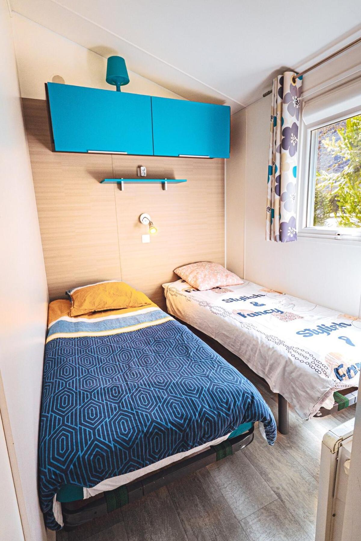 Bungalow 3 Chambres Pour 6 Pers Avec Climatisation Camping 3 Etoiles سامووه المظهر الخارجي الصورة